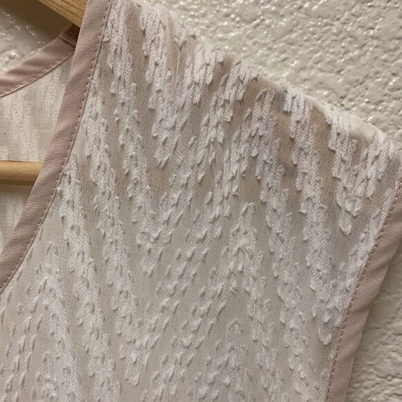 Athro Maeve Chevron Top XS - Picture 4 of 5